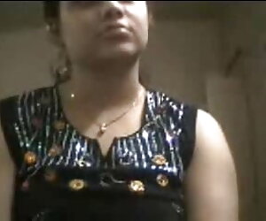প্রতিমা সেক্সি সেক্স ভিডিও প্যান্টি